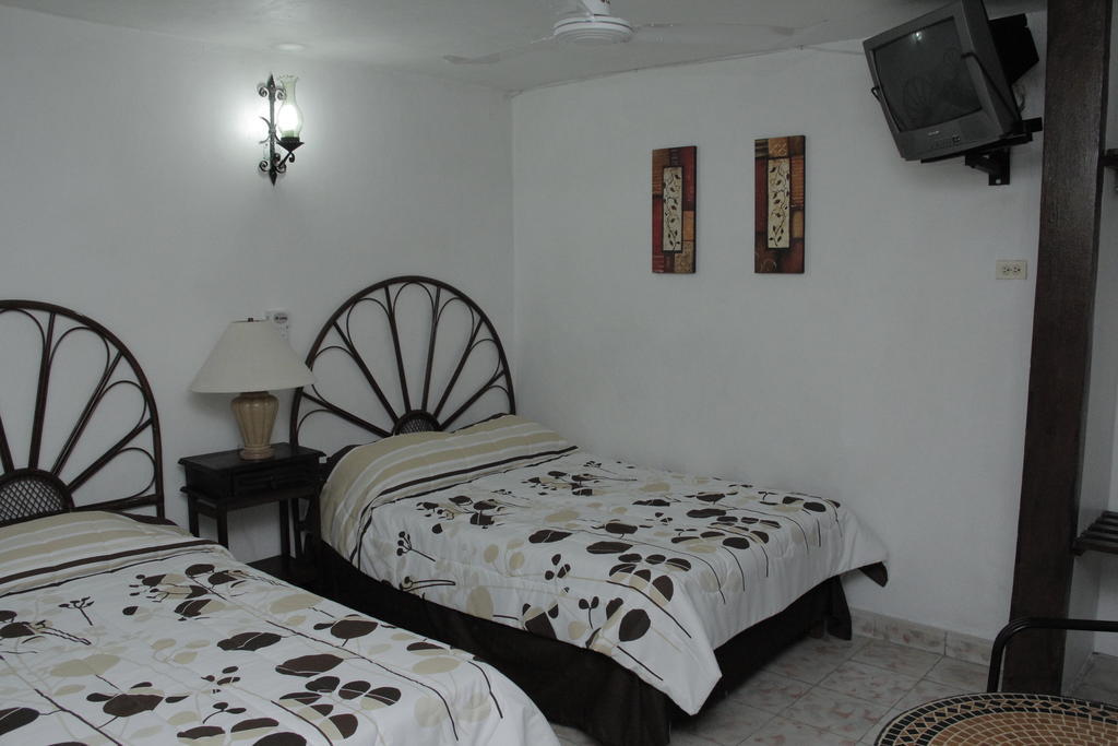 Hotel Posada Del Angel Merida Phòng bức ảnh